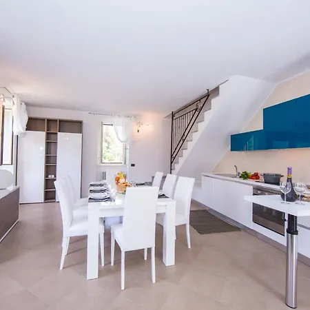 Sleeps 6 Pool Air Con * Bellagio